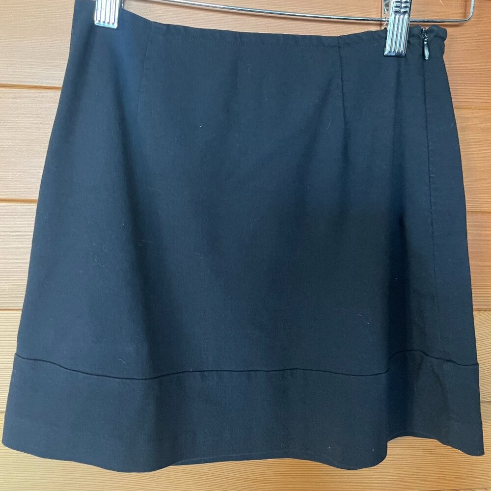 Express Women's Black Mini Skirt Stretch Rayon Nylon Blend Side Zip Size 1/2